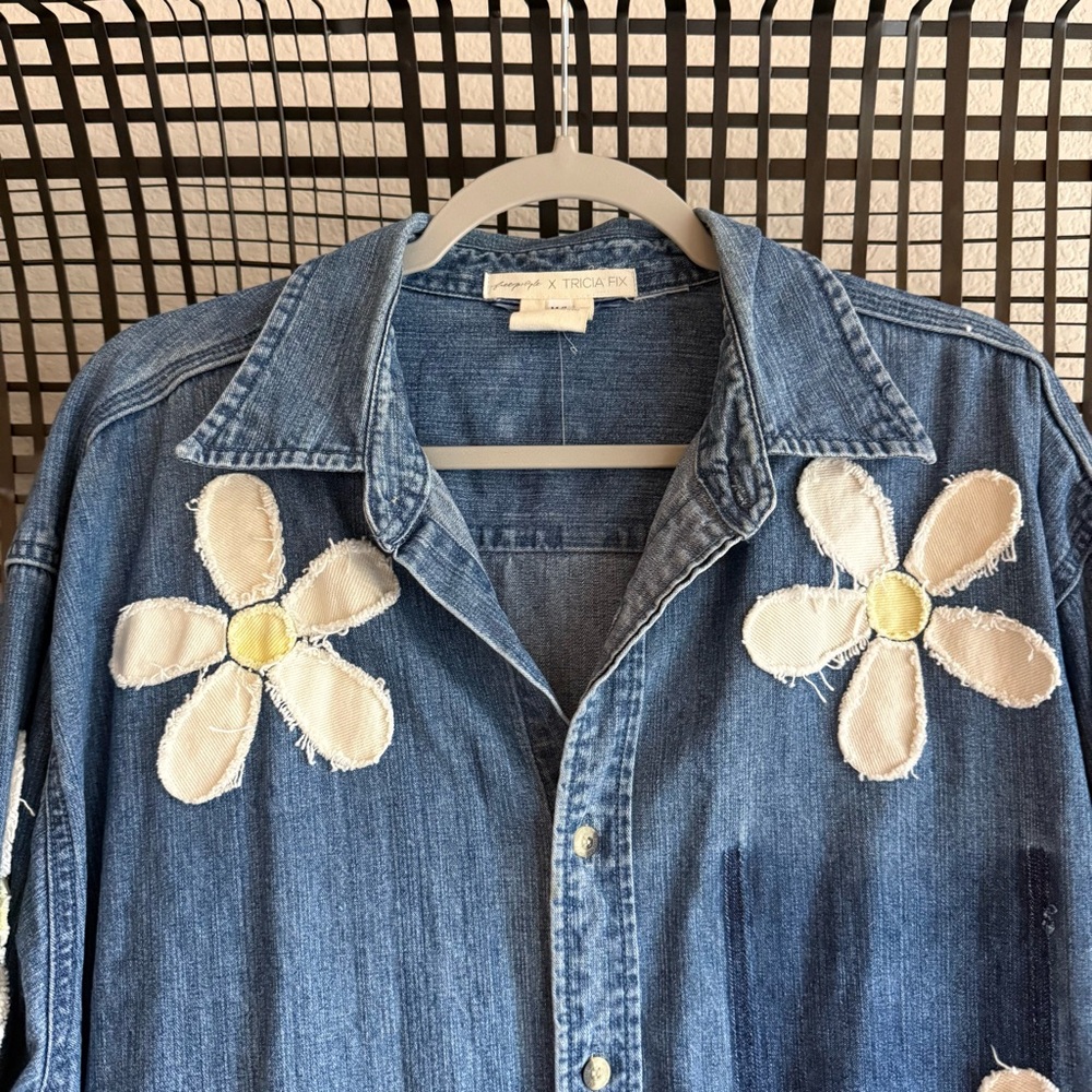 Free people Tricia fix daisy denim button down shirt - Picture 3 of 9